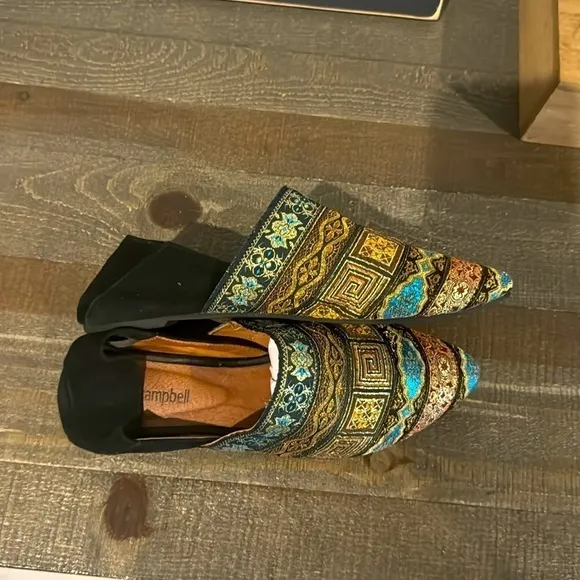 Women’s Jeffrey Campbell mules/soft loafers