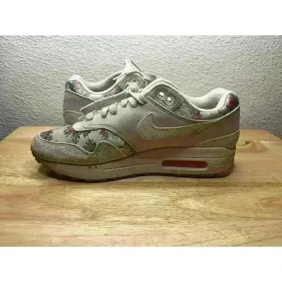 Women's Nike Air Max 1 Floral Desert Sand Camo Sneakers - Size 7.5,