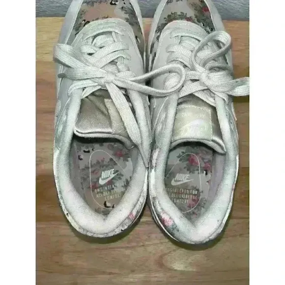 Women's Nike Air Max 1 Floral Desert Sand Camo Sneakers - Size 7.5,