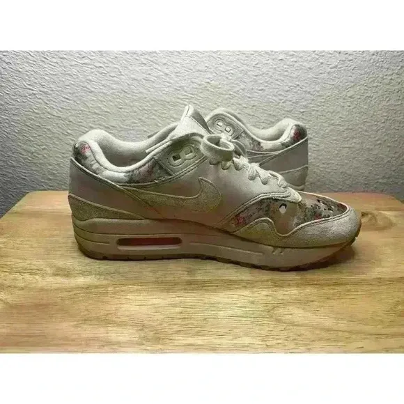 Women's Nike Air Max 1 Floral Desert Sand Camo Sneakers - Size 7.5,