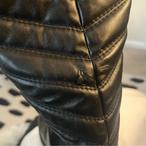 Women’s Stuart Weitzman Raceway Black Quilted Tall Leather Riding Boots‎ Sz 8