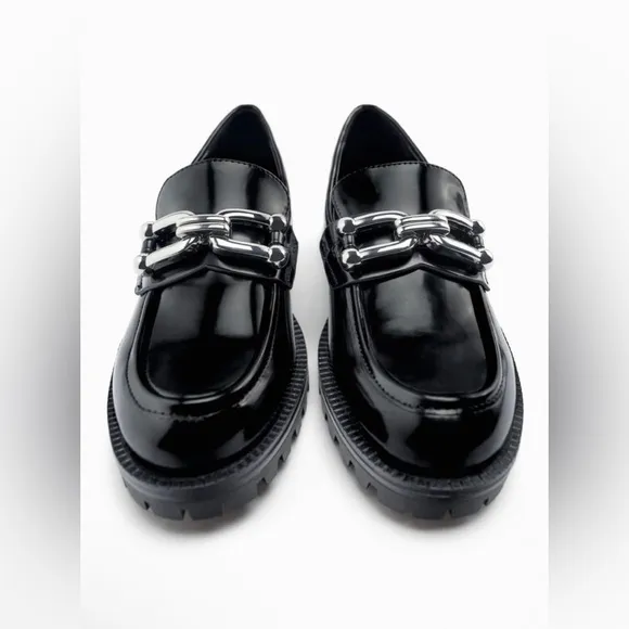 ZARA NWT LUG SOLE EMBELLISHED MOCCASINS