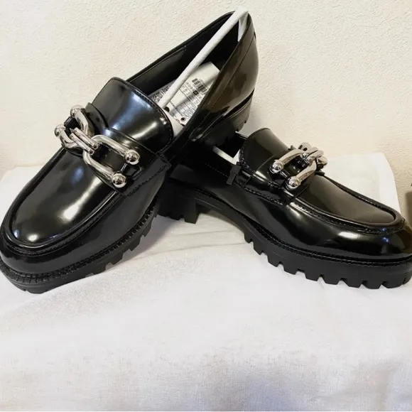 ZARA NWT LUG SOLE EMBELLISHED MOCCASINS